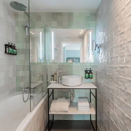 Hotel Voco Montparnasse By Ihg
