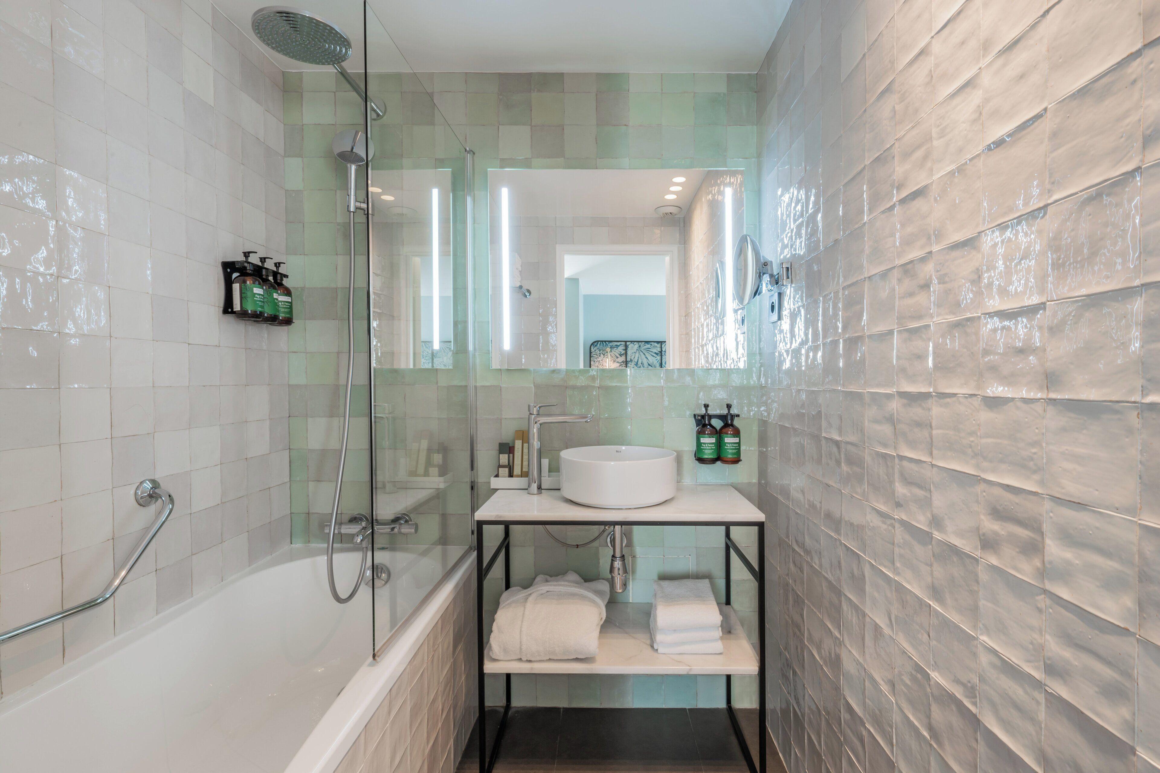 Hotel Voco Montparnasse By Ihg